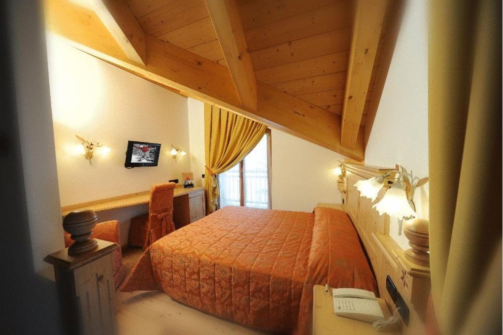 Residence Garni Il Giglio Commezzadura Phòng bức ảnh