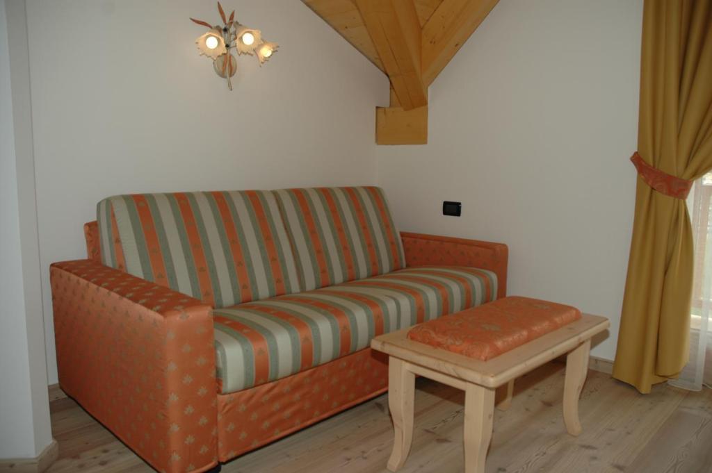 Residence Garni Il Giglio Commezzadura Phòng bức ảnh